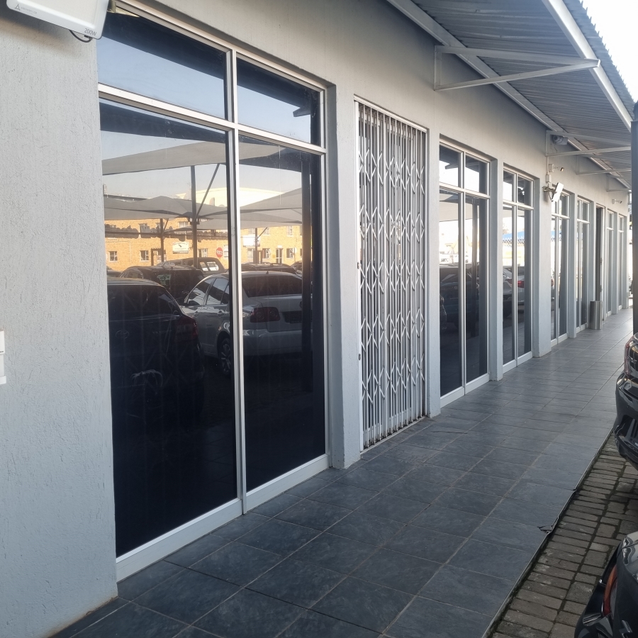 To Let Commercial Property for Rent in Rustenburg Central North West